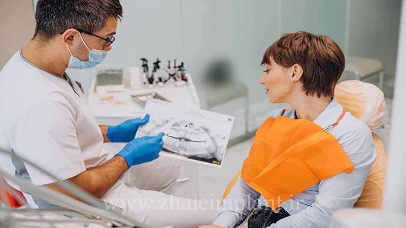مشاوره اولیه با متخصص یا جراح دندانپزشکی